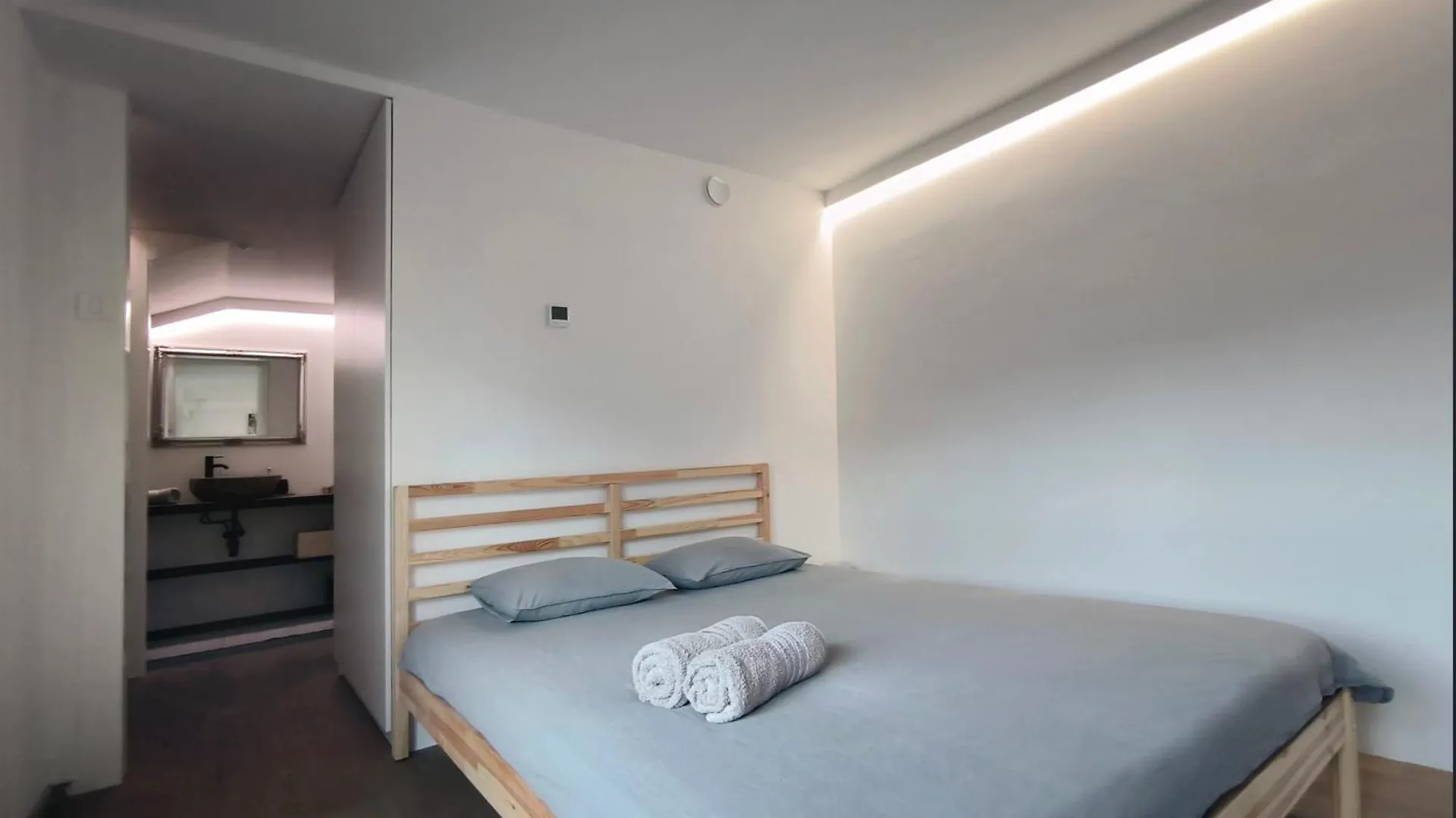 Penthouse View In Town Apartment Ljubljana